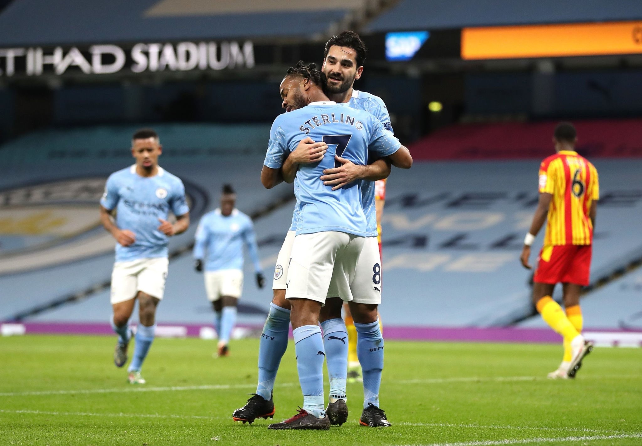 于教练的综 于教练的综